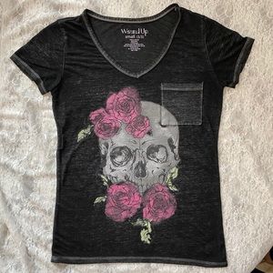 Skull and Roses Black Vneck Tee